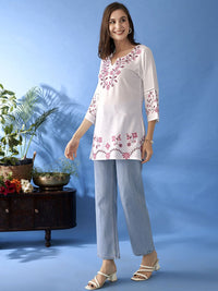 Anouk Floral Embroidered Thread Work Liva Thread Work Kurti