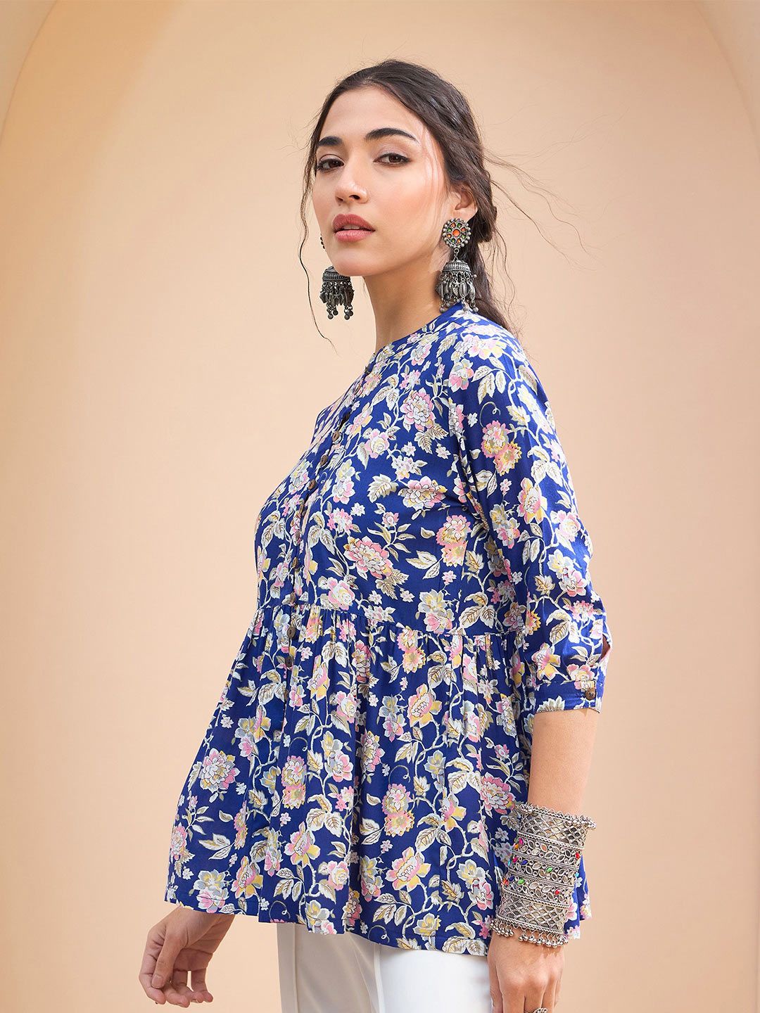 Shae by SASSAFRAS Floral Printed Pleated Kurti