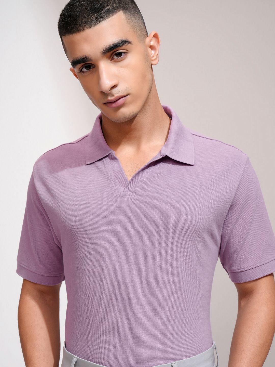 HIGHLANDER Men Solid Polo Collar Cotton T-shirt