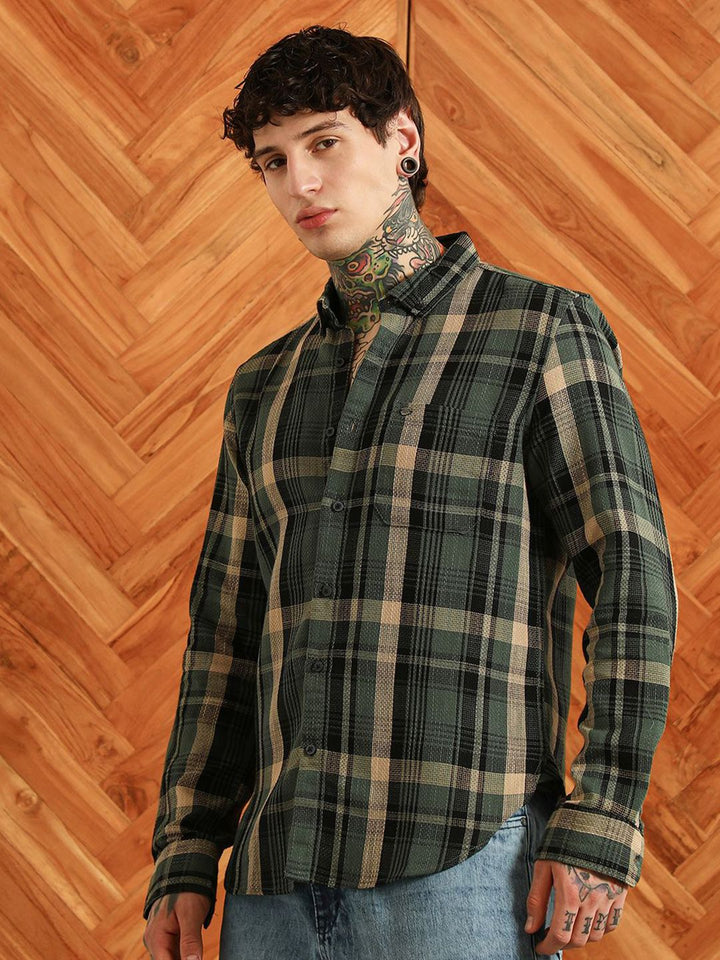 Campus Sutra Comfort Checked Button-Down Collar Casual Shirt