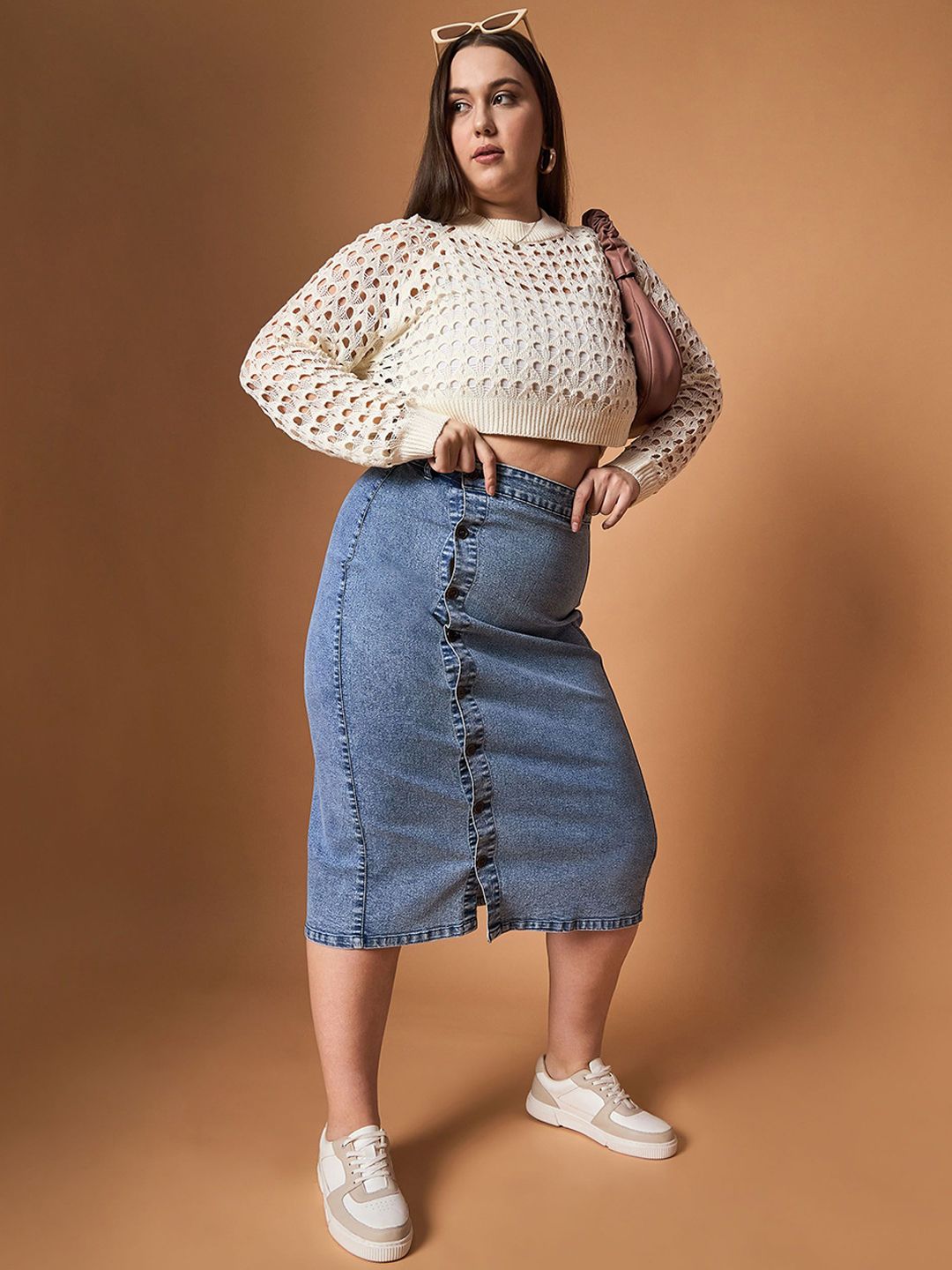 SASSAFRAS Curve Straight Side Button Midi Skirt