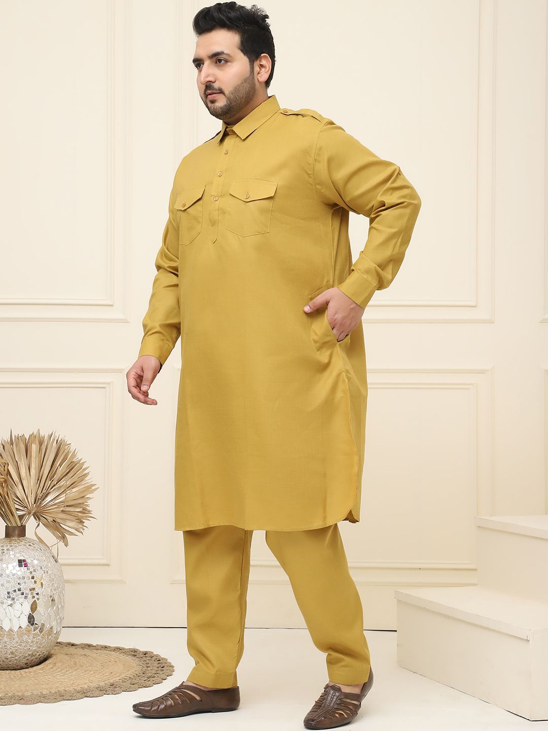 SOJANYA PLUS Shirt Collar Pocket Detailing Curved Pathani Kurta With Salwar