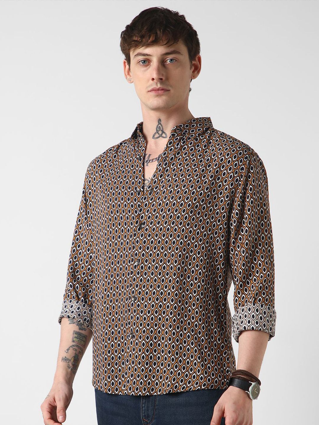 VASTRADO Men Classic Spread Collar Abstract Printed Slim Fit Casual Shirt