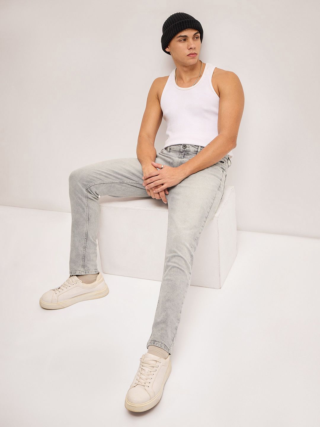 THE BEAR HOUSE Men Slim Fit Heavy Fade Stretchable Jeans