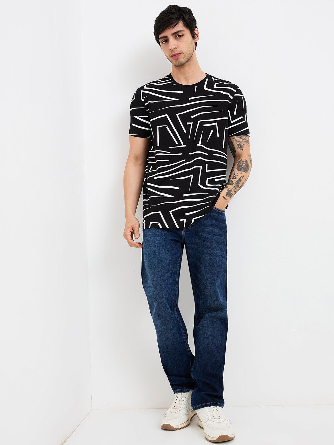 SPYKAR Men Abstract Printed Round Neck Cotton Slim Fit T-shirt