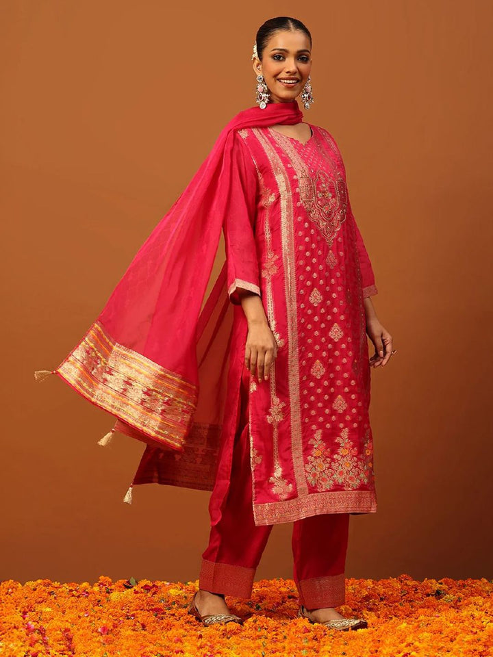 House of Chikankari Women Magenta Organza Hand Embellished Kurta Set