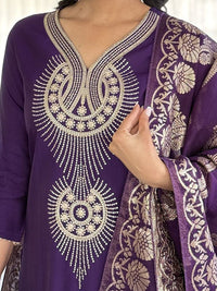 KALINI Women Ethnic Motifs Embroidered Regular Thread Work Pure Silk Kurta Set & Dupatta