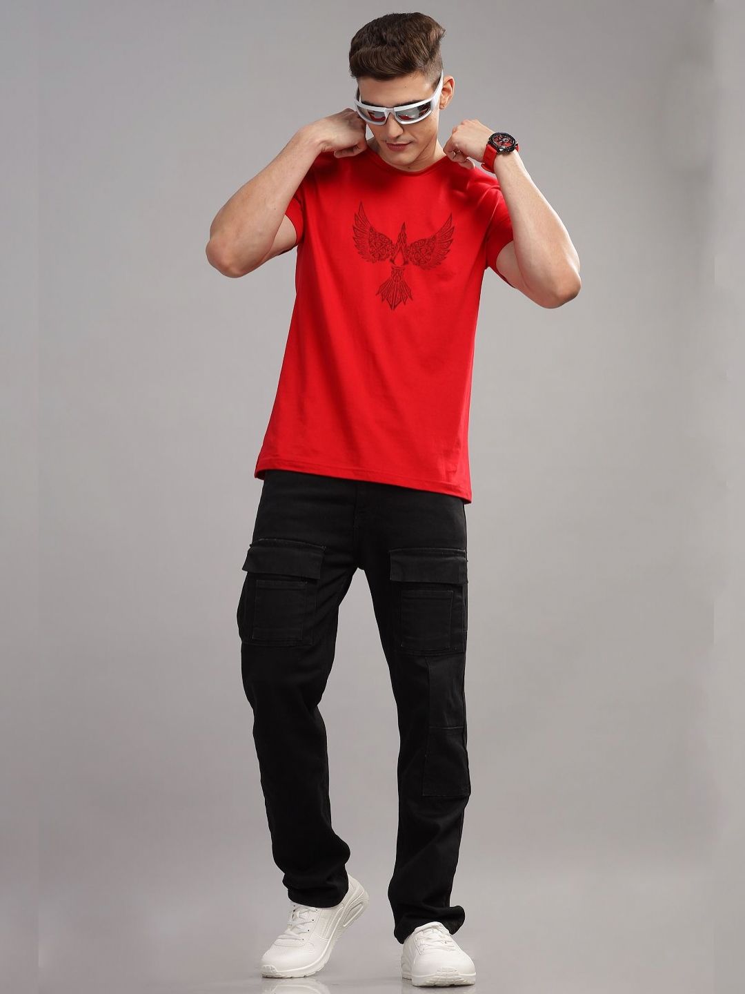 ADRO Men Typography Printed Applique T-shirt