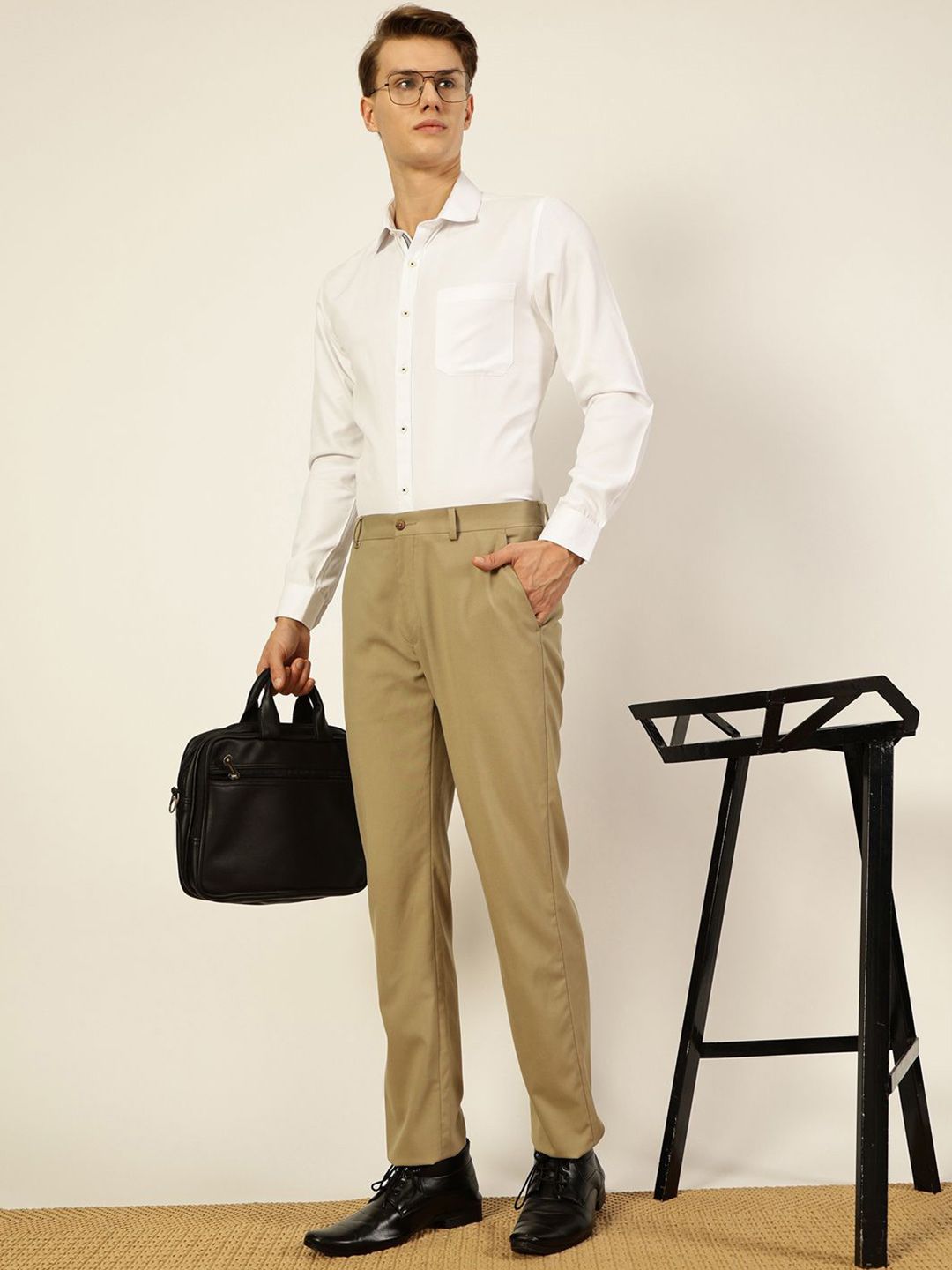 Thomas Scott Men Smart Cutaway Collar Solid Cotton Formal Shirt