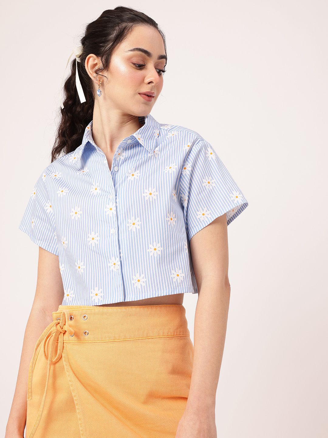 DressBerry Edgy Holiday Spirit Striped & Floral Printed Boxy Fit Crop Shirt