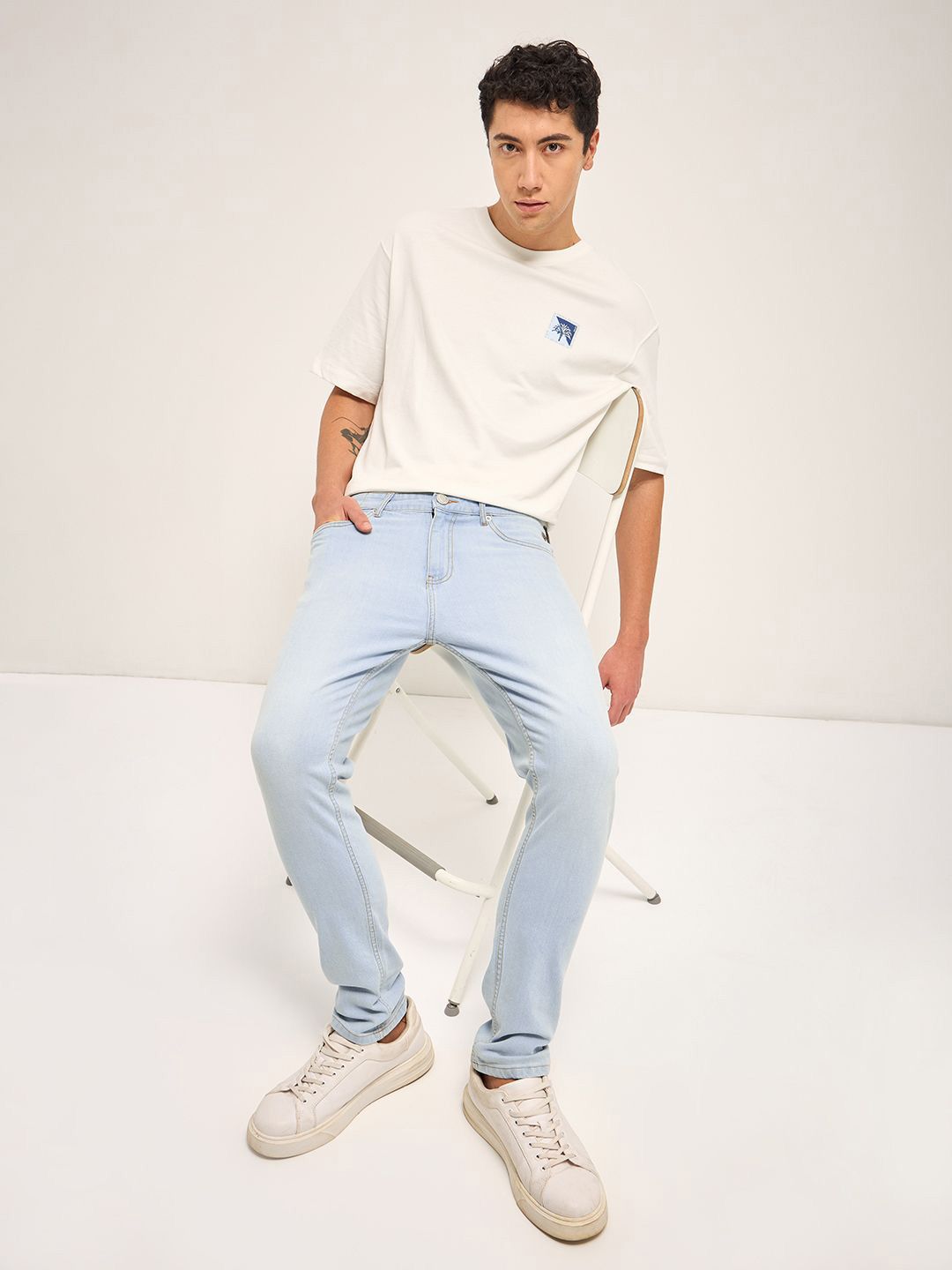 THE BEAR HOUSE Men Slim Fit Mid Rise Stretchable Jeans