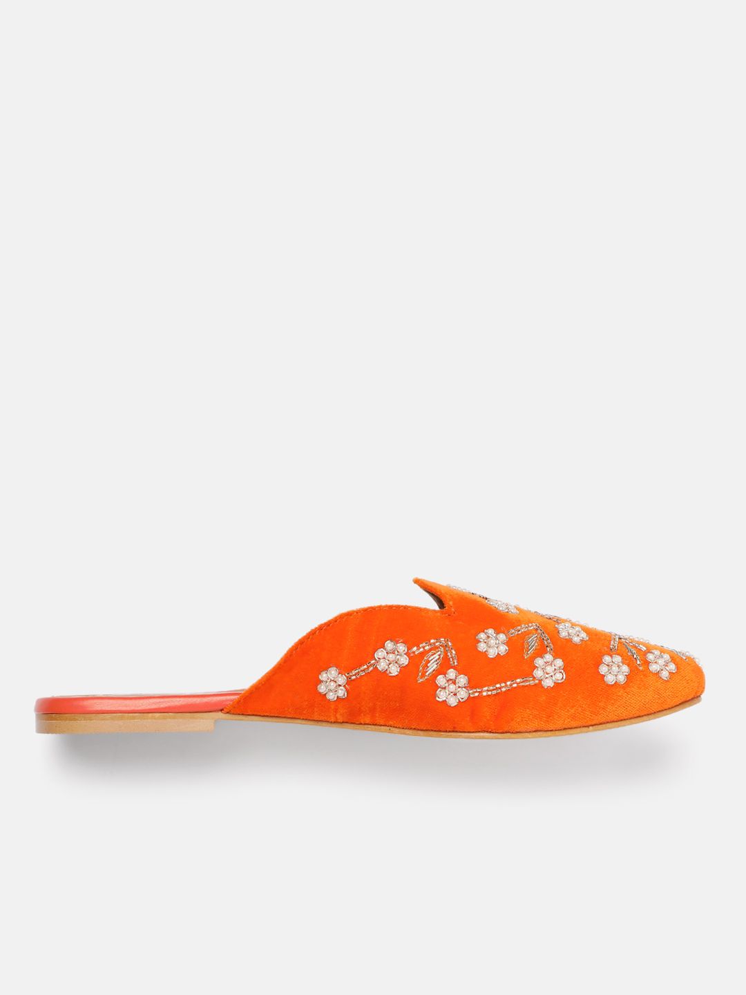 House of Pataudi Women Ethnic Embellished Mules