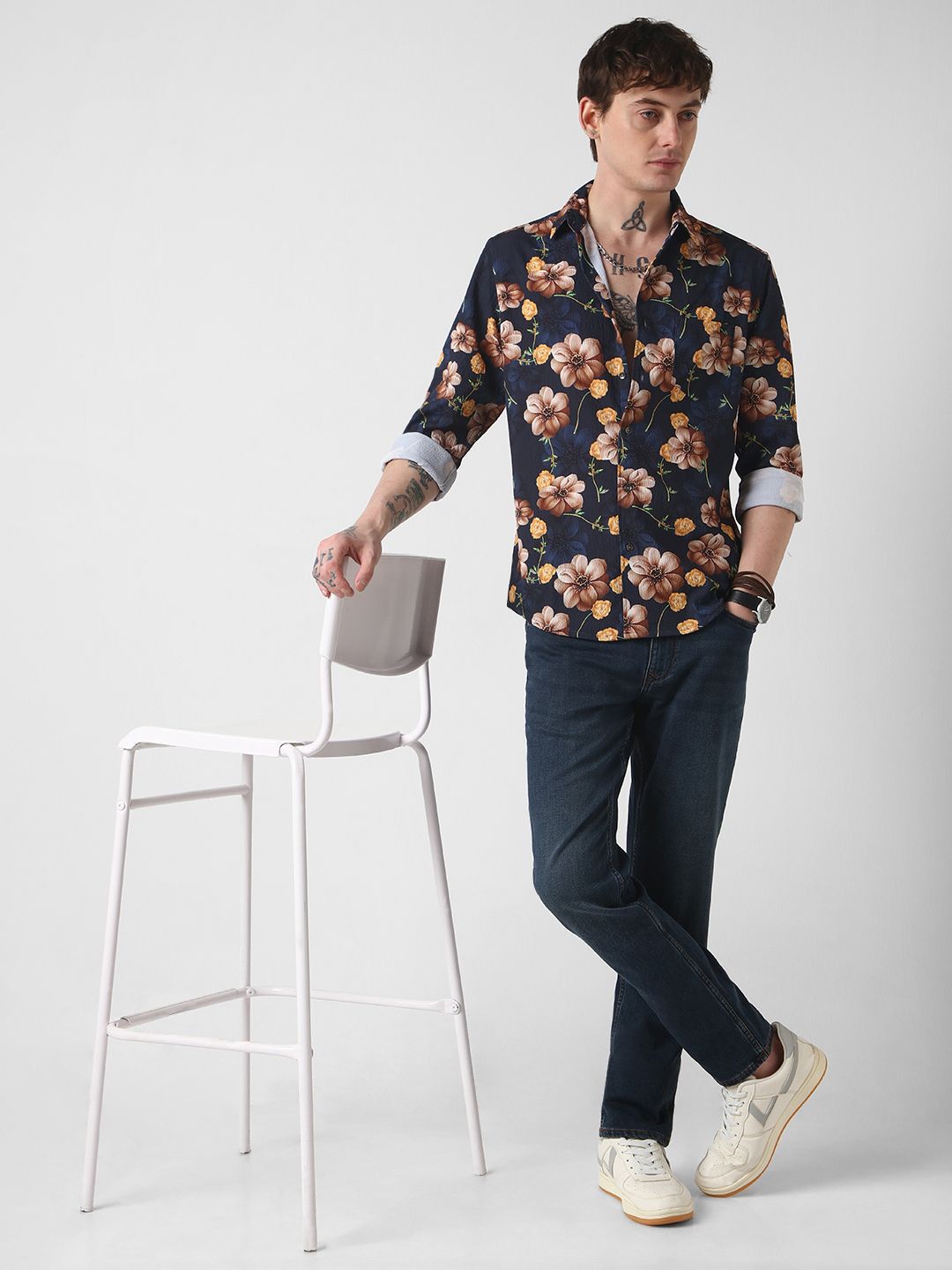 VASTRADO Men Slim Fit Floral Printed Opaque Casual Shirt