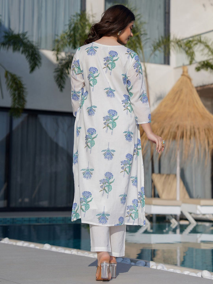 Indo Era Floral Printed Round Neck Panelled A-Line Pure Cotton Kurta With Trousers