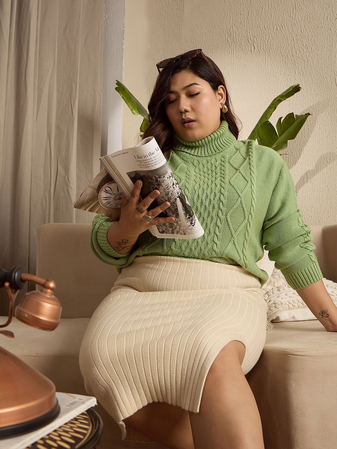 Berrylush Curve Women Cable Knit Self Design Pullover