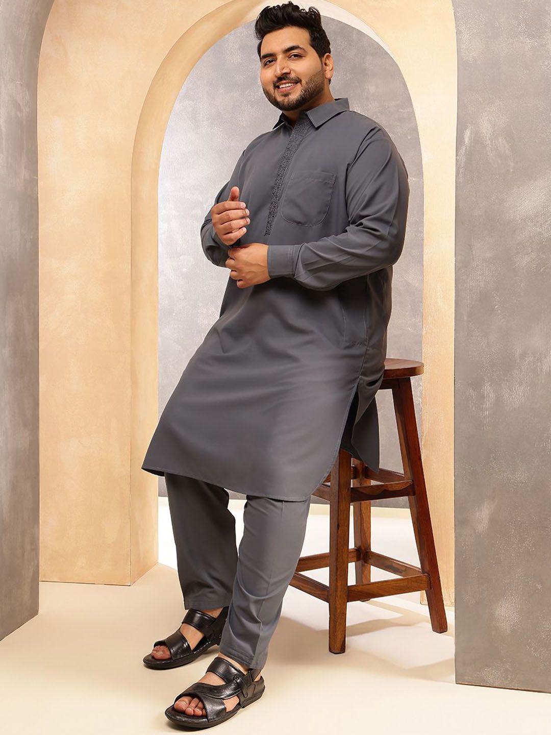 SOJANYA PLUS Shirt Collar Pathani Kurta With Pyjama