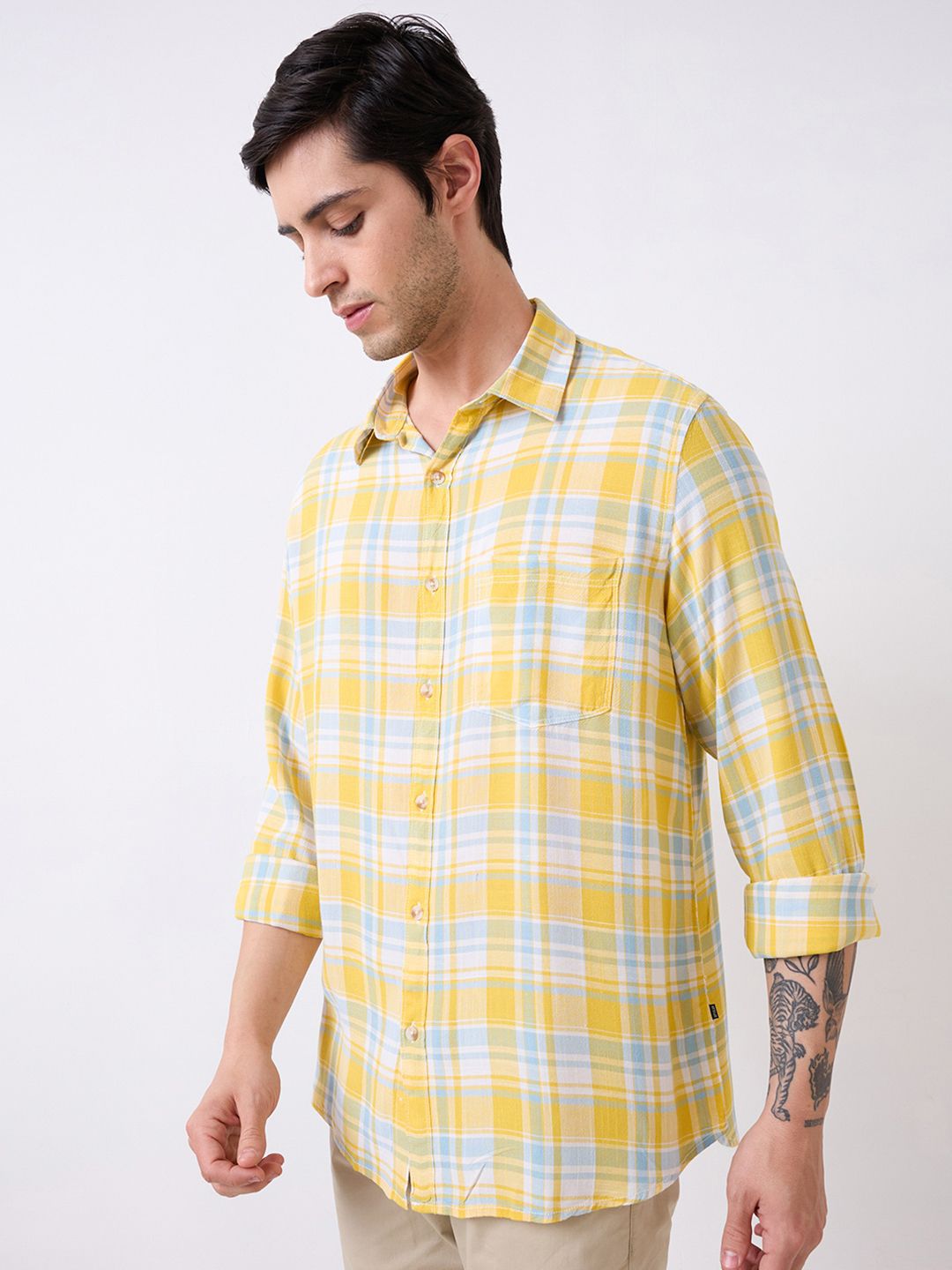 SPYKAR Men Slim Fit Opaque Checked Casual Shirt