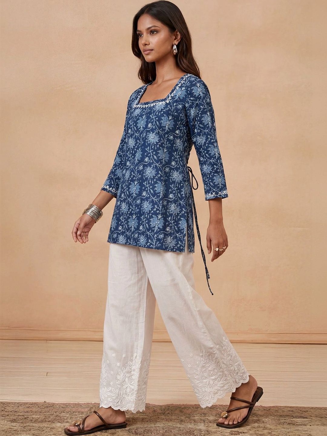 House of Chikankari Women Floral Printed Chikankari Indie Florals Kurta