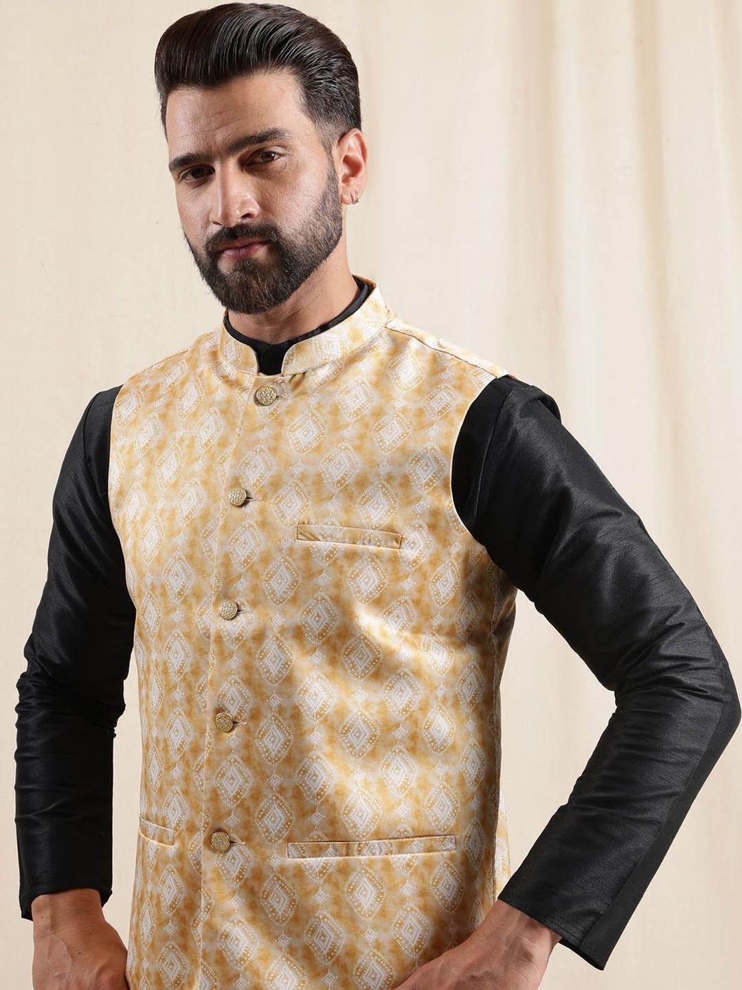 Anouk Men Regular Kurta with Pyjamas & Nehru Jacket