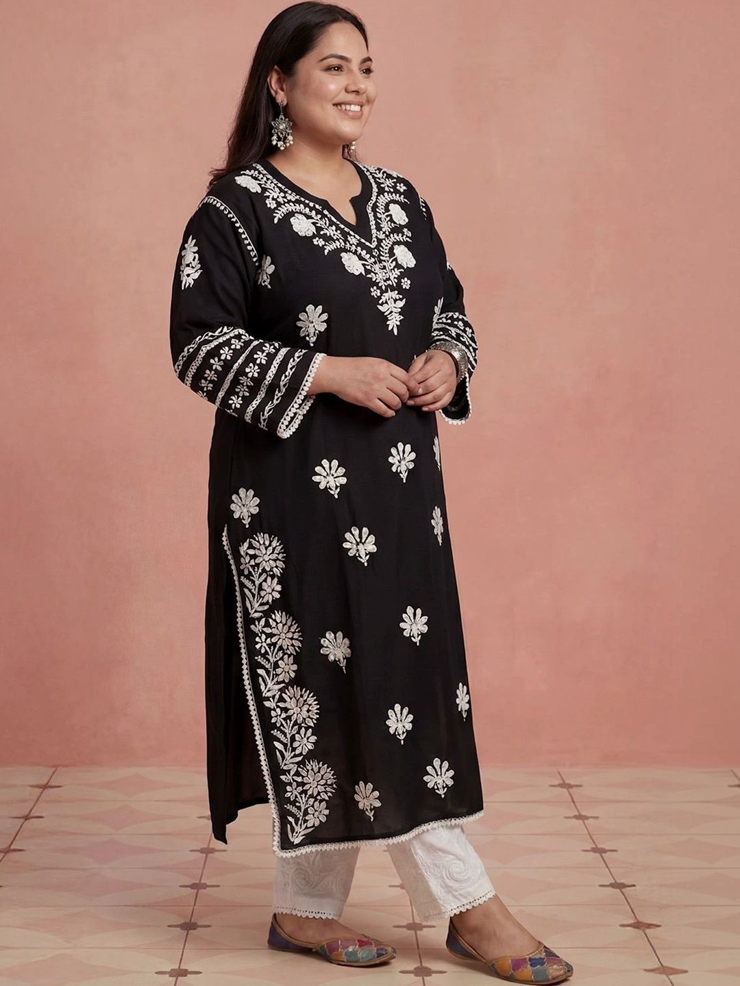 Rumah Wanita Chikankari Sulam Kurta Chikankari