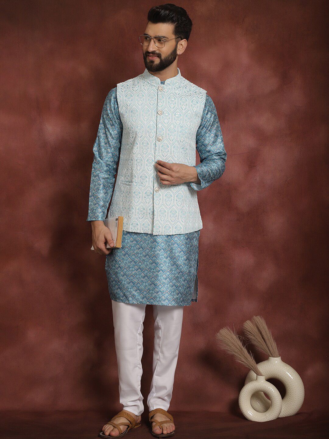 Anouk Men Geometic Printed Thread Work Straight Kurta With Pyjama & Nehru Jacket