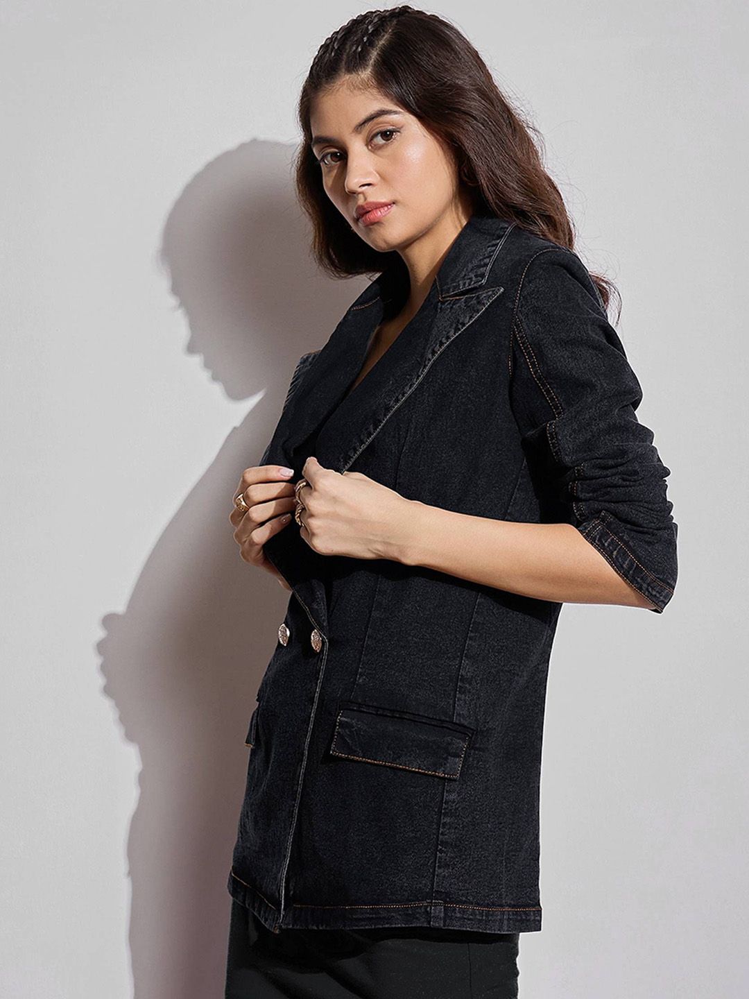 SASSAFRAS Comfort-Fit Double-Breasted Blazer