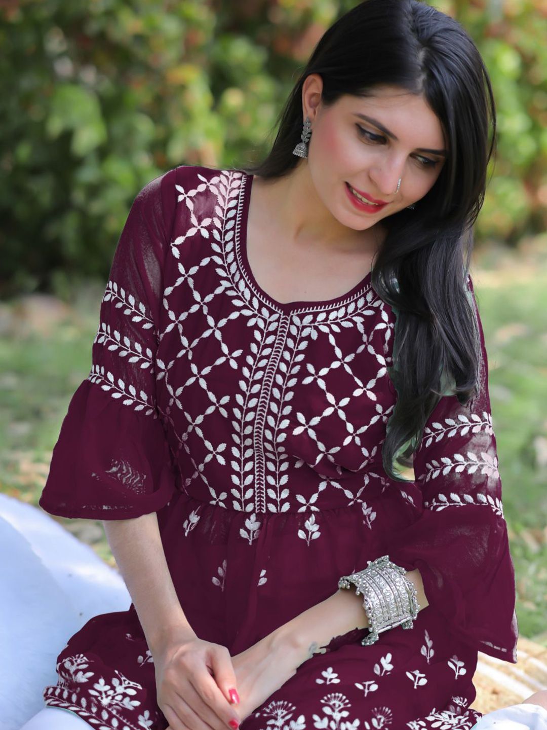 KALINI Women Embroidered Chikankari Kurti