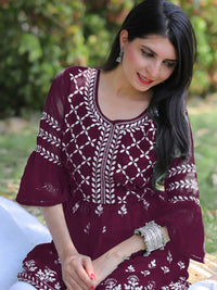 KALINI Women Embroidered Chikankari Kurti