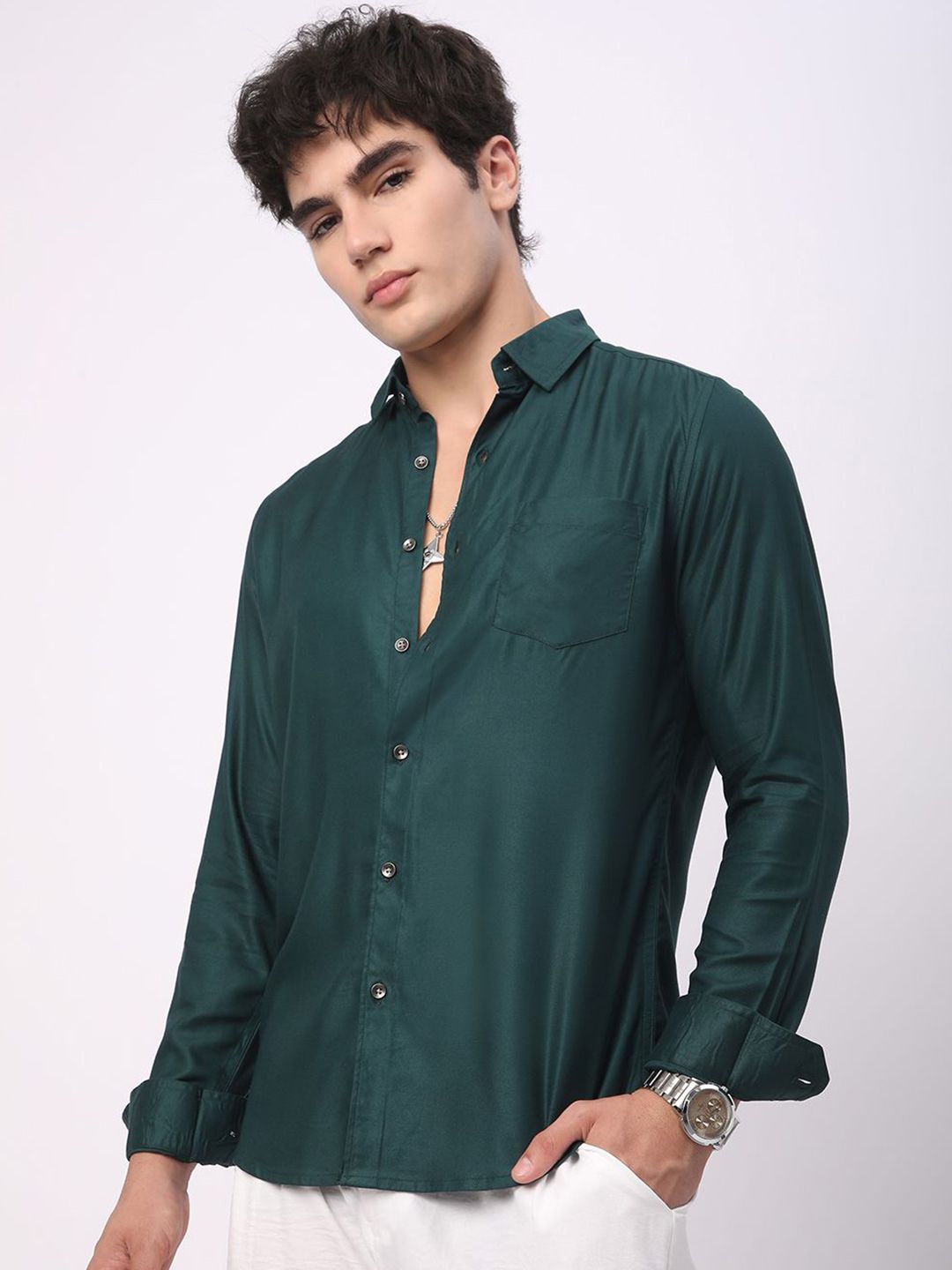 VASTRADO Men Classic Slim Fit Opaque Casual Shirt