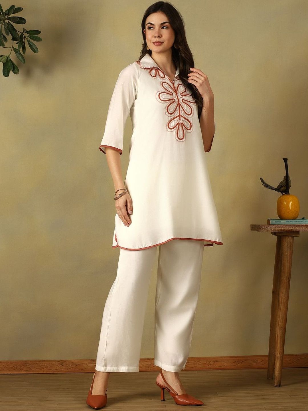 Mamicha Embroidered Tunic with Trousers