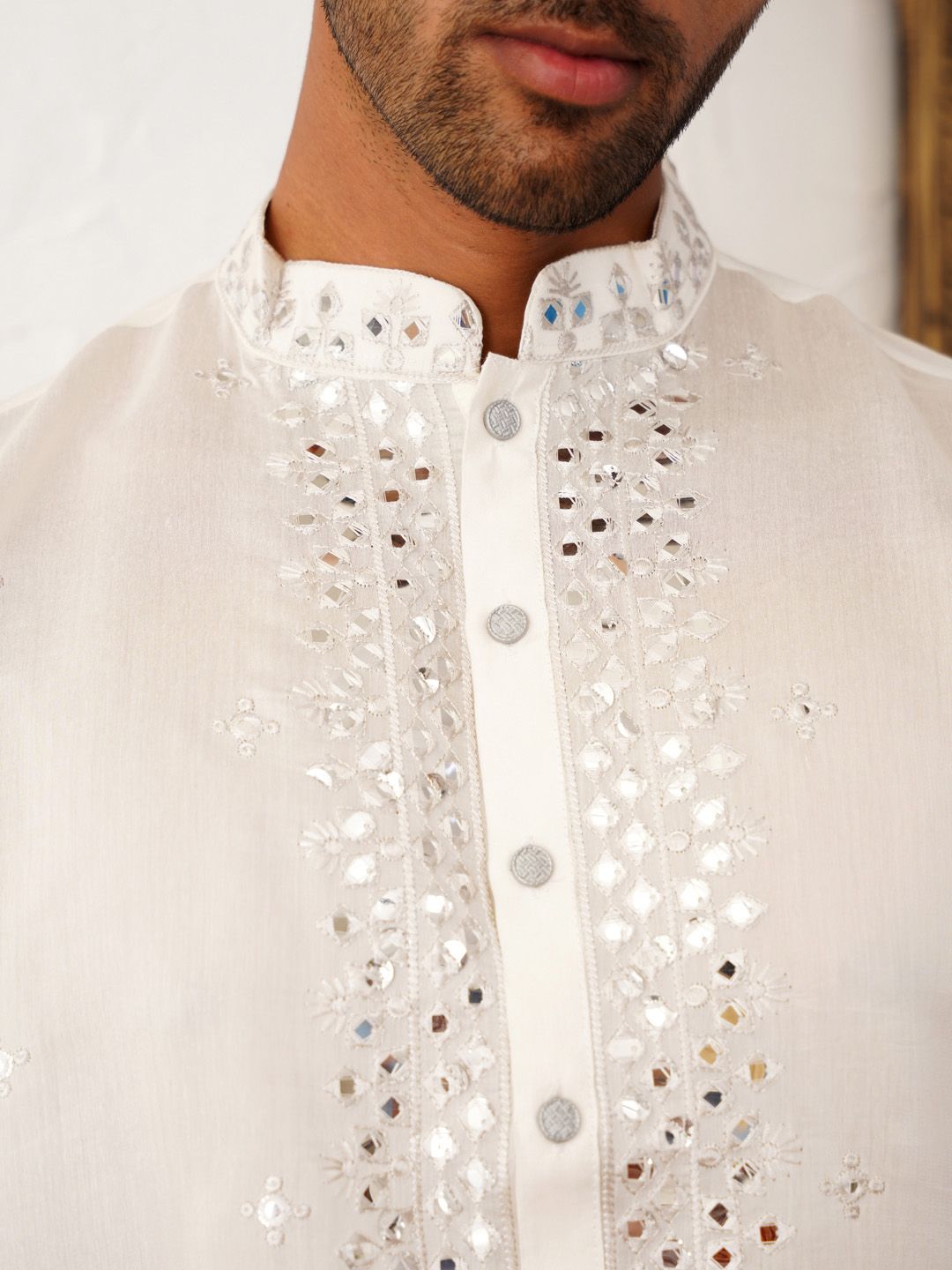 Jompers Geometric Embroidered Mirror Work Kurta Straight Kurta