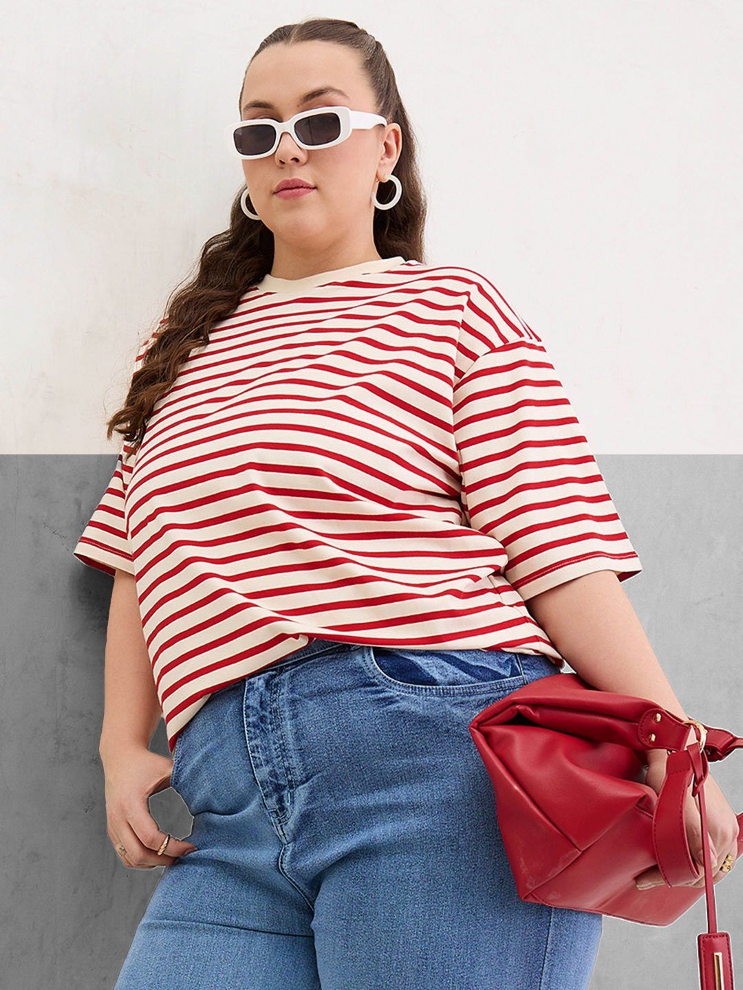 SASSAFRAS Curve Women Plus Size Striped Round Neck Oversized T-shirt