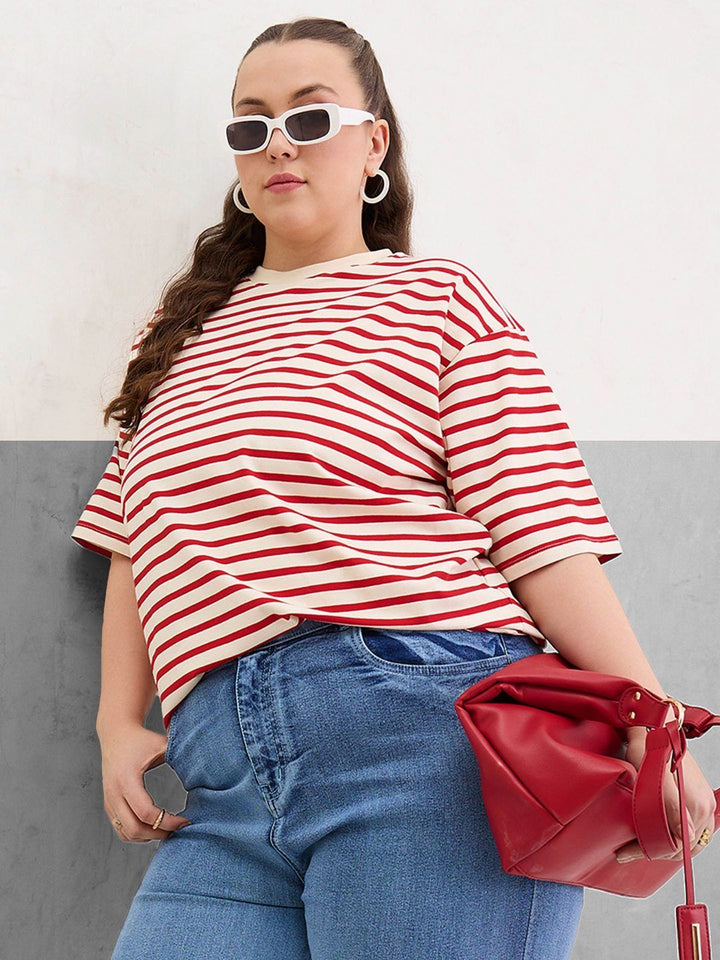 SASSAFRAS Curve Women Plus Size Striped Round Neck Oversized T-shirt