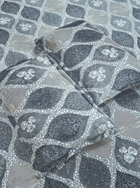 KLOTTHE Coklat Floral Printed Flat 300 TC Woolen King Double Bedsheet Dengan 2 Sarung Bantal