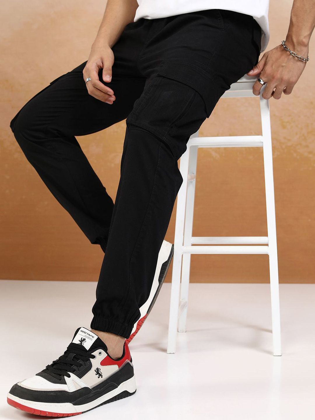 HIGHLANDER Men Mid-Rise Slim Fit Joggers