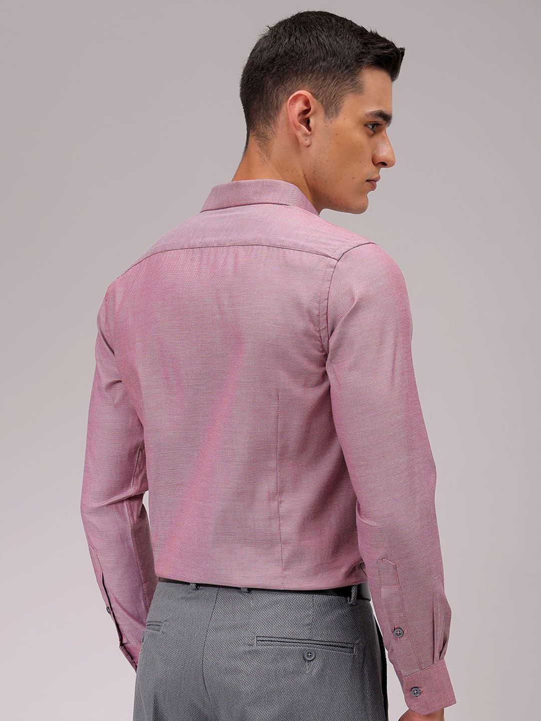 The Indian Garage Co. X Luxe Men Cutaway Collar Solid Slim Fit Formal Shirt