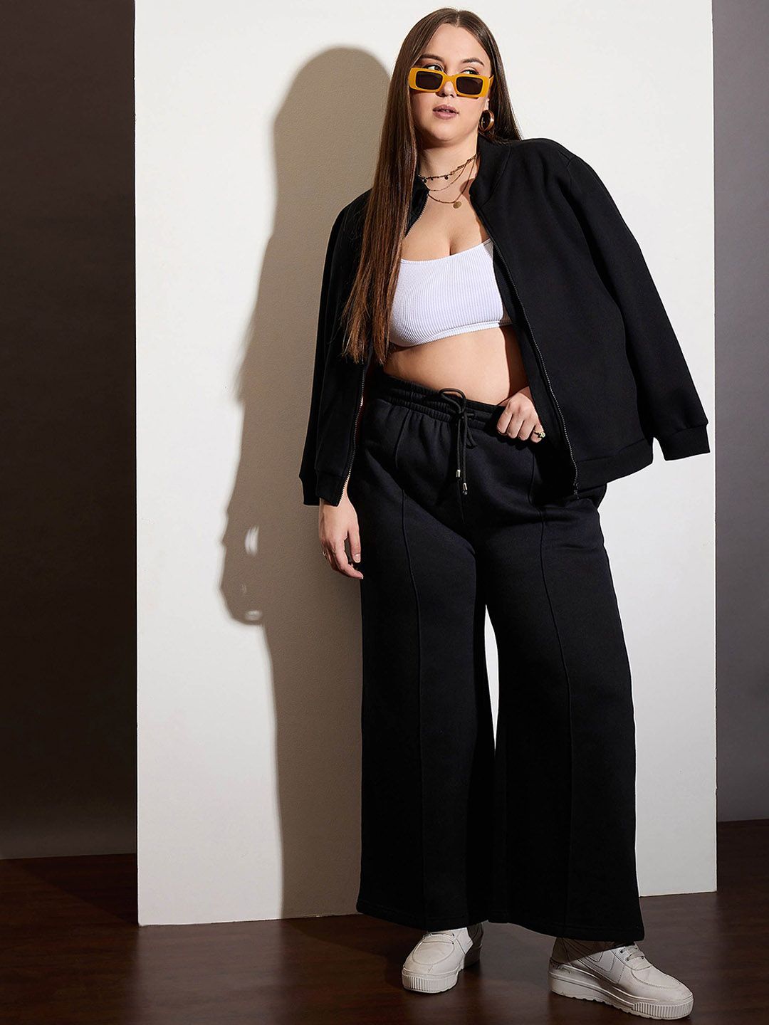 SASSAFRAS Curve Women Plus Size Mid-Rise Track Pants