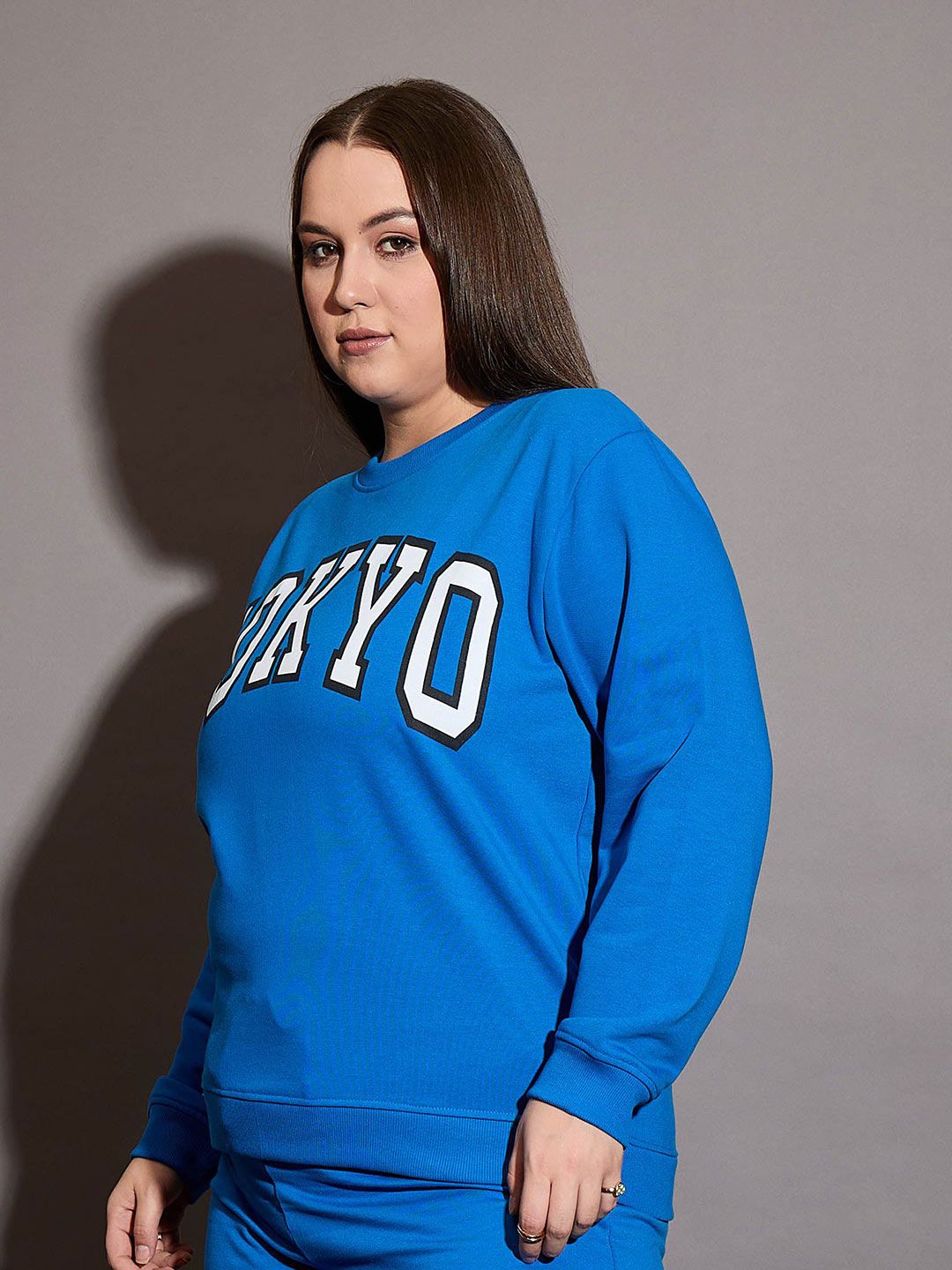 SASSAFRAS Curve Women Plus Size Typography Printed Pullover Sweatshirt
