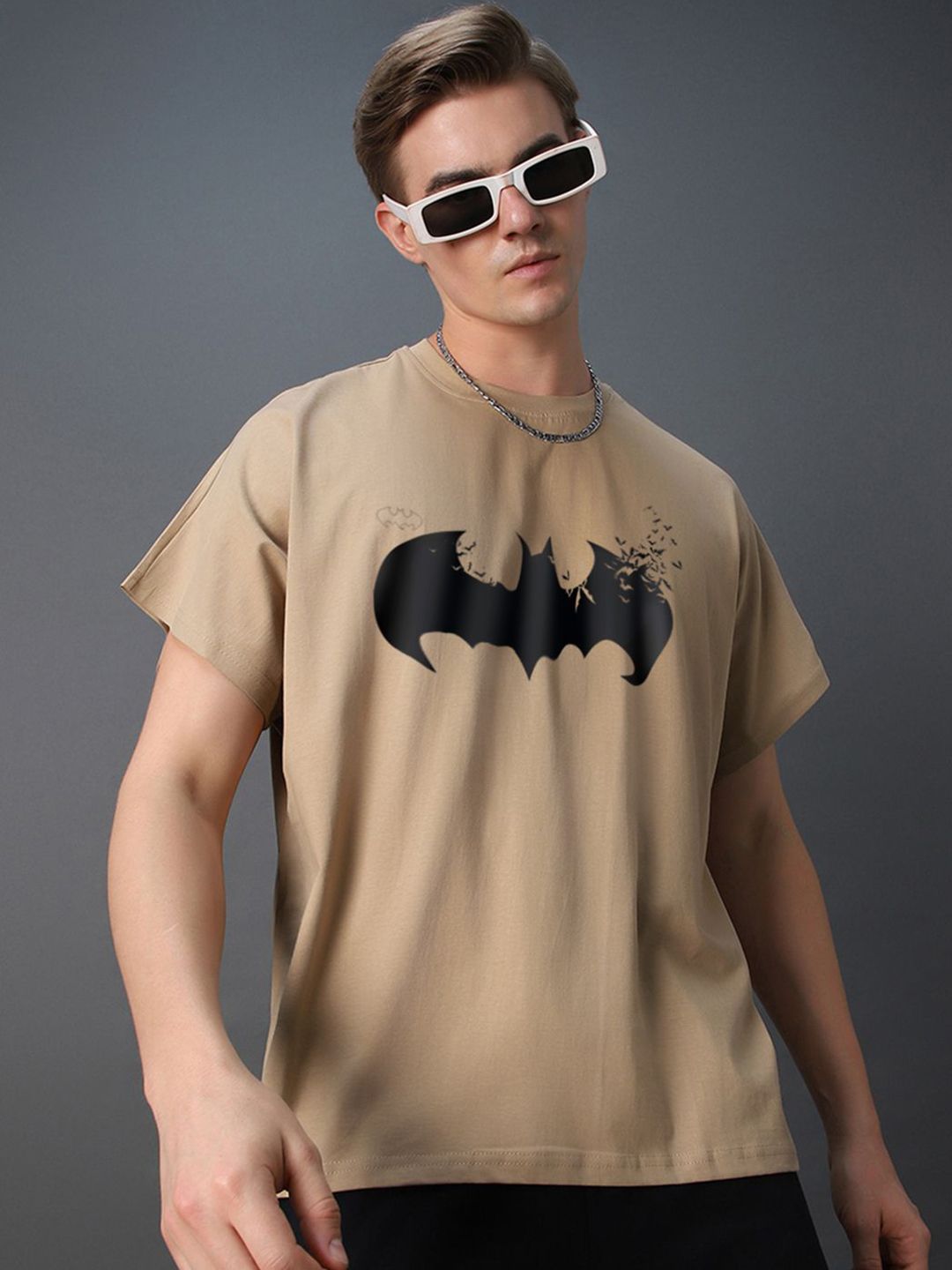 Bewakoof Men Batman Graphic Printed Round Neck Pure Cotton Oversized T-shirt