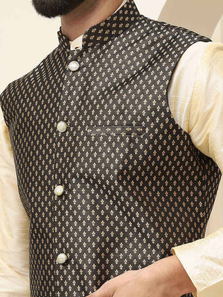 SOJANYA Mandarin Collar Zari Silk Cotton Straight Kurta dengan Piyama & jaket Nehru