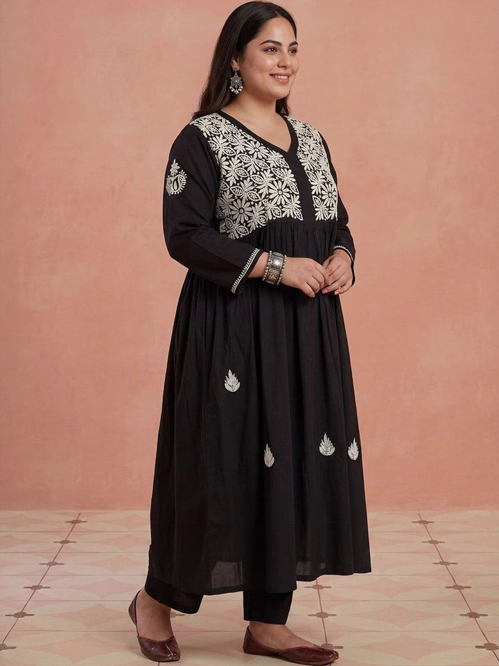 Rumah Wanita Chikankari Kerja Benang Sulam Anarkali Kurta