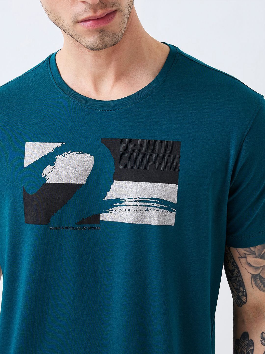 SPYKAR Men Graphic Printed Round Neck Cotton Slim Fit T-shirt