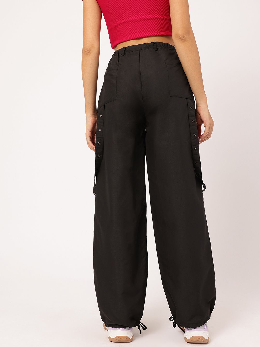 DressBerry Comfy & Classy Women Cargo-Style Relaxed Joggers
