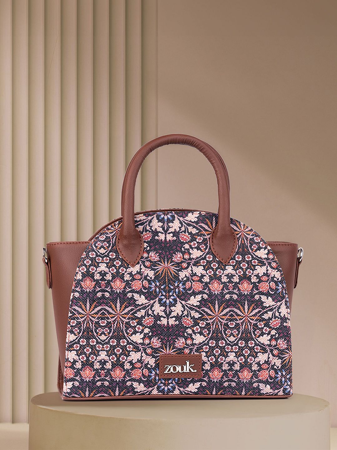 ZOUK Women Floral Printed Swagger Handheld Bag