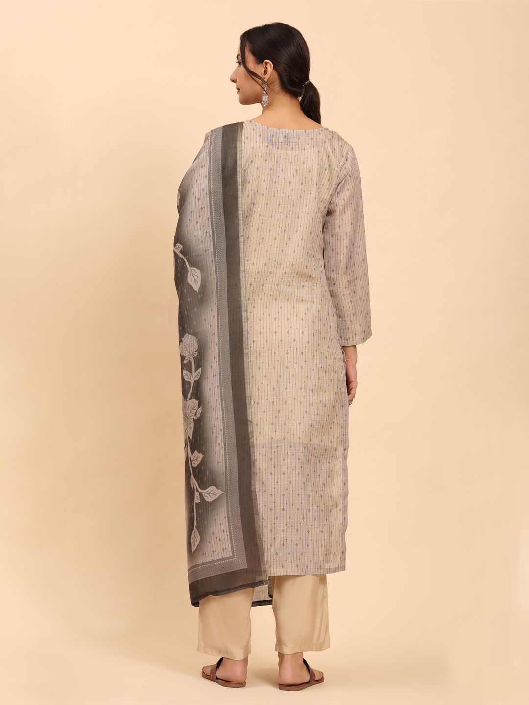 Mamicha Women Beige Elegance Set Kurta Klasik Tidak Berjahit