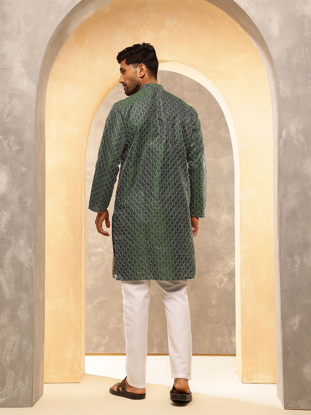 Anouk Geometrik Sulam Kolar Jalur Benang Bekerja Lurus Kapas Sutera Kurta