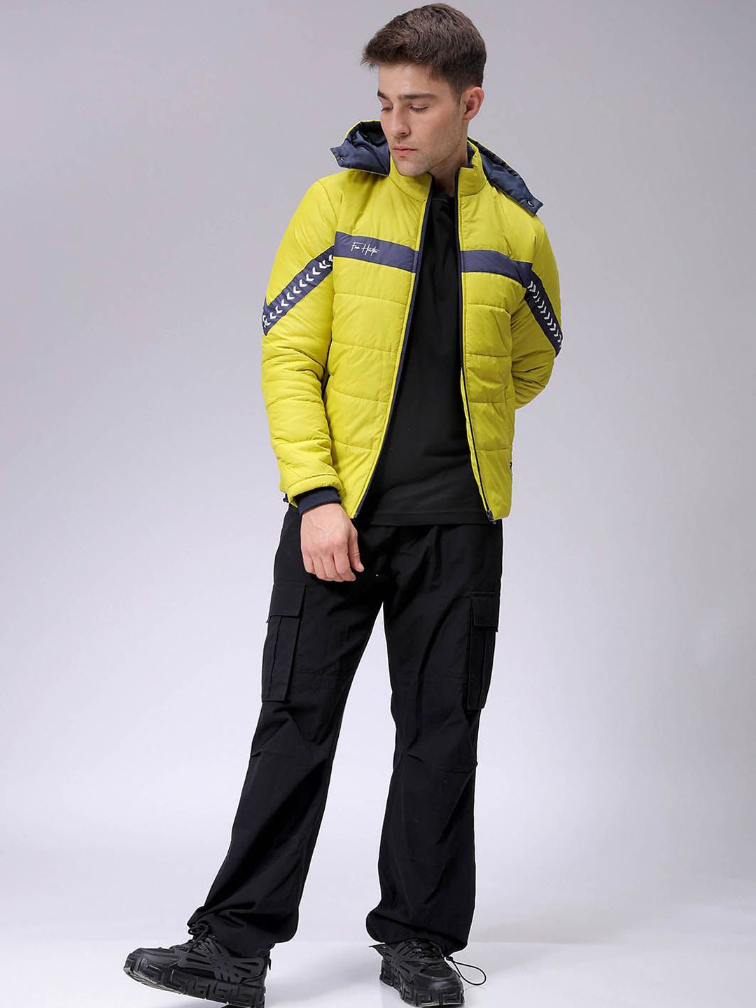 The Indian Garage Co Men Colourblocked Puffer Jacket with Patchwork