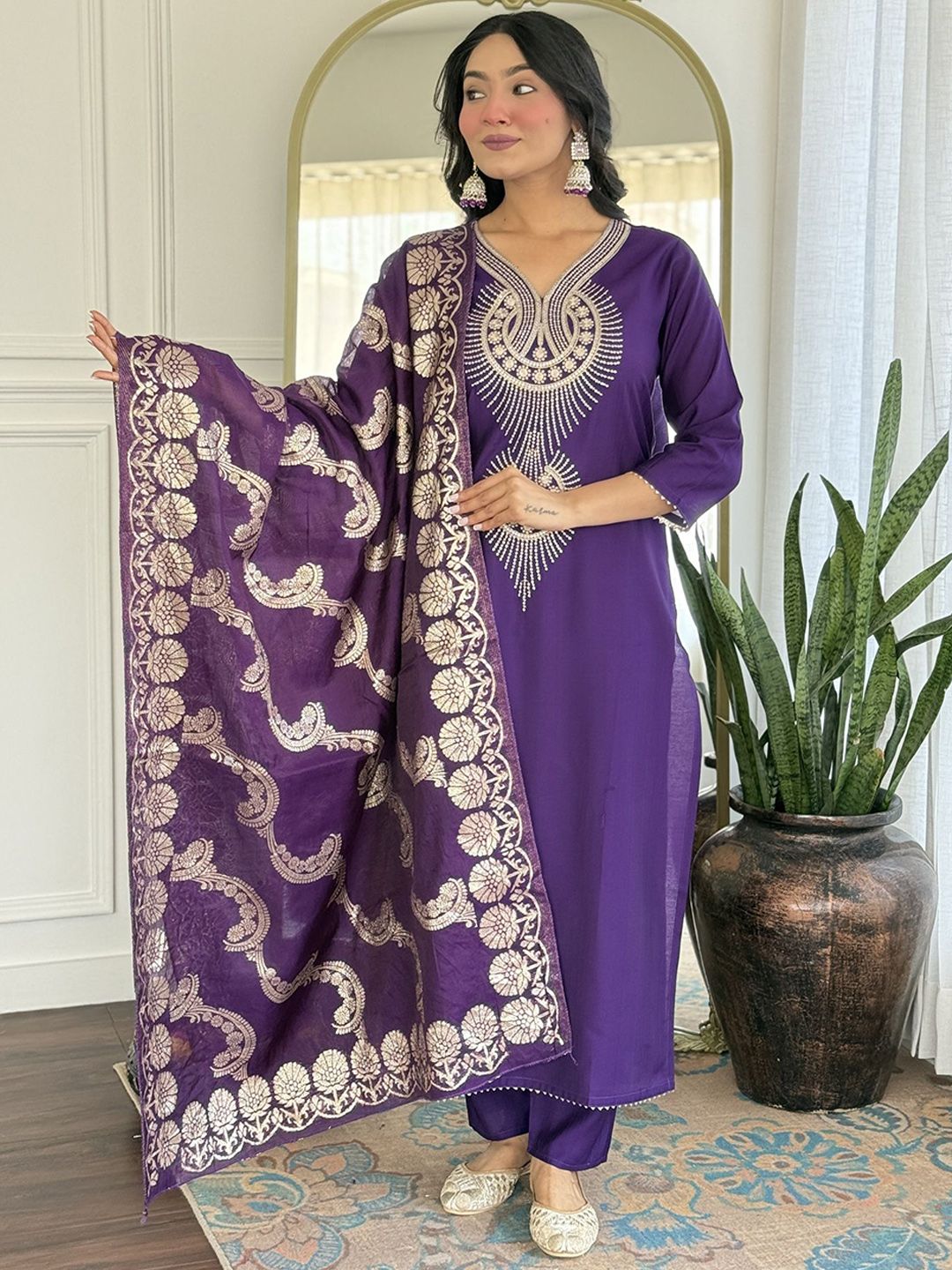 KALINI Women Ethnic Motifs Embroidered Regular Thread Work Pure Silk Kurta Set & Dupatta