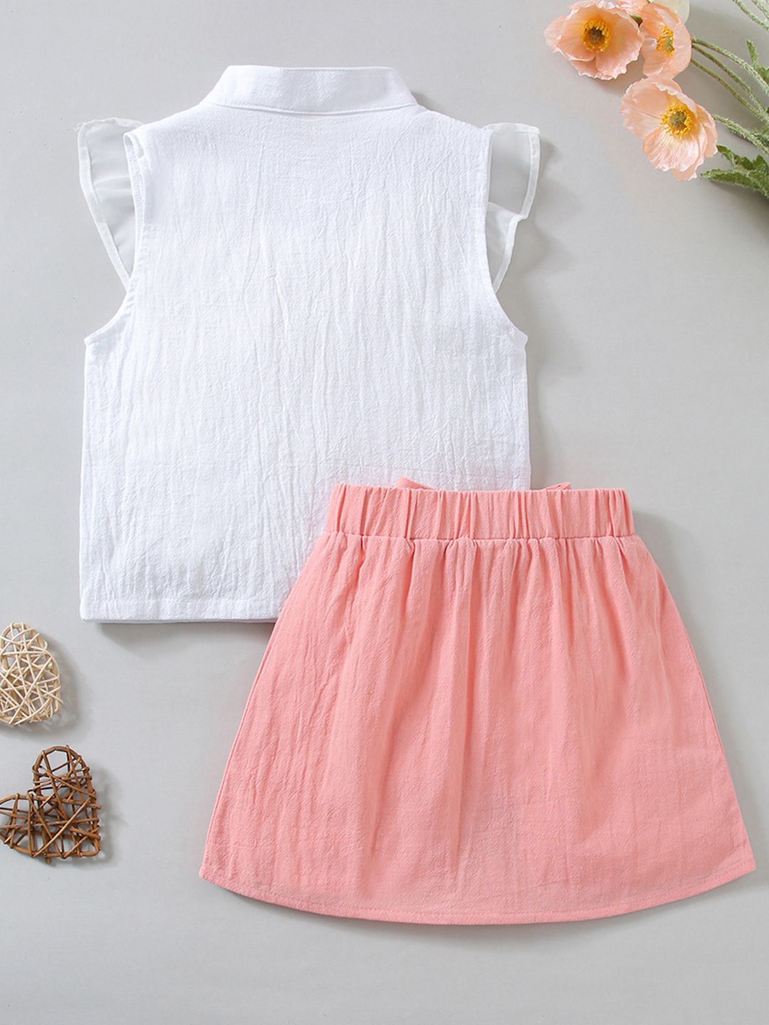 YK Infant Girls Embroidered Top & Shorts Clothing Set