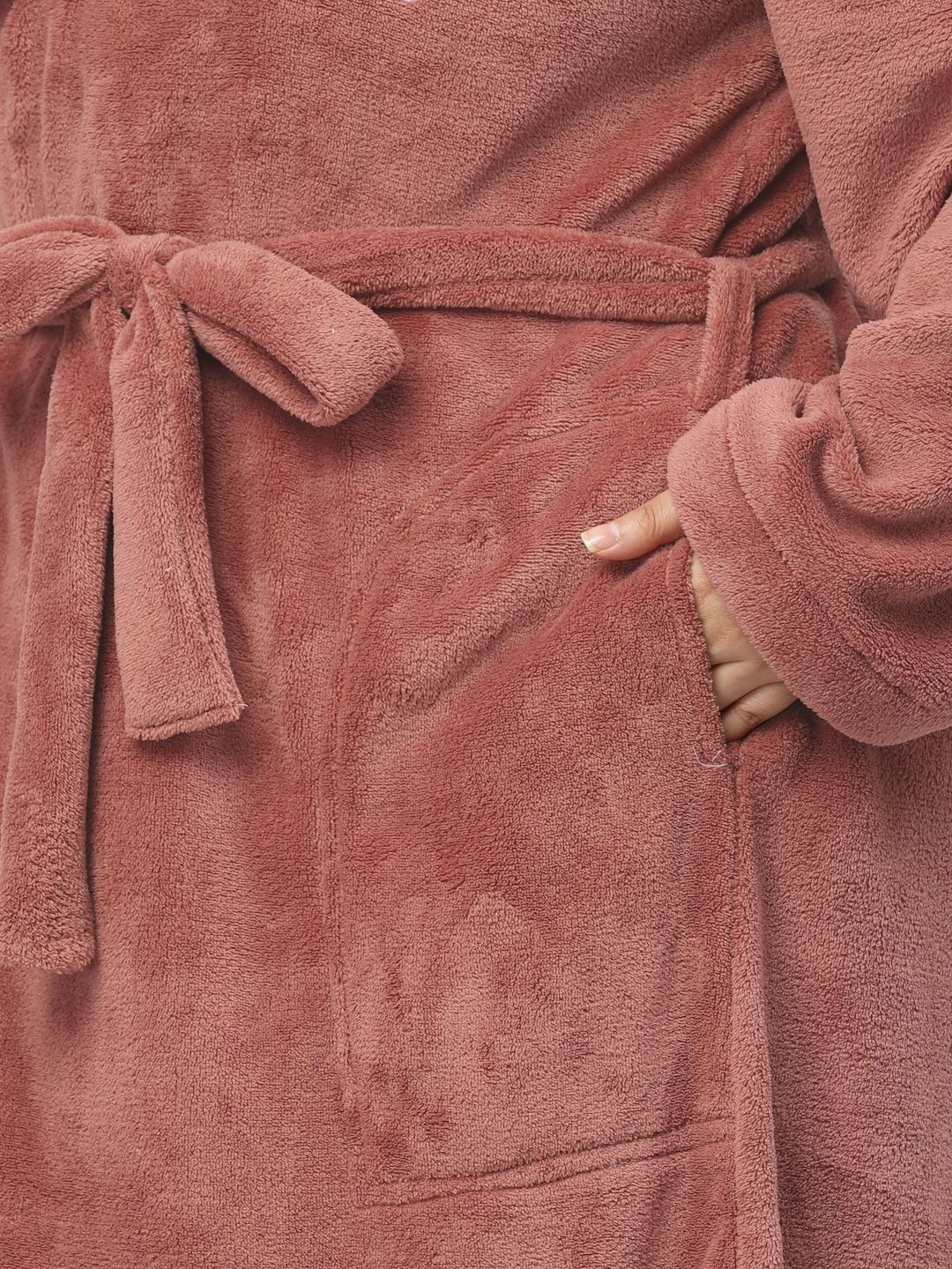 KLOTTHE Rust Shawl Collar Bath Robe With Belt